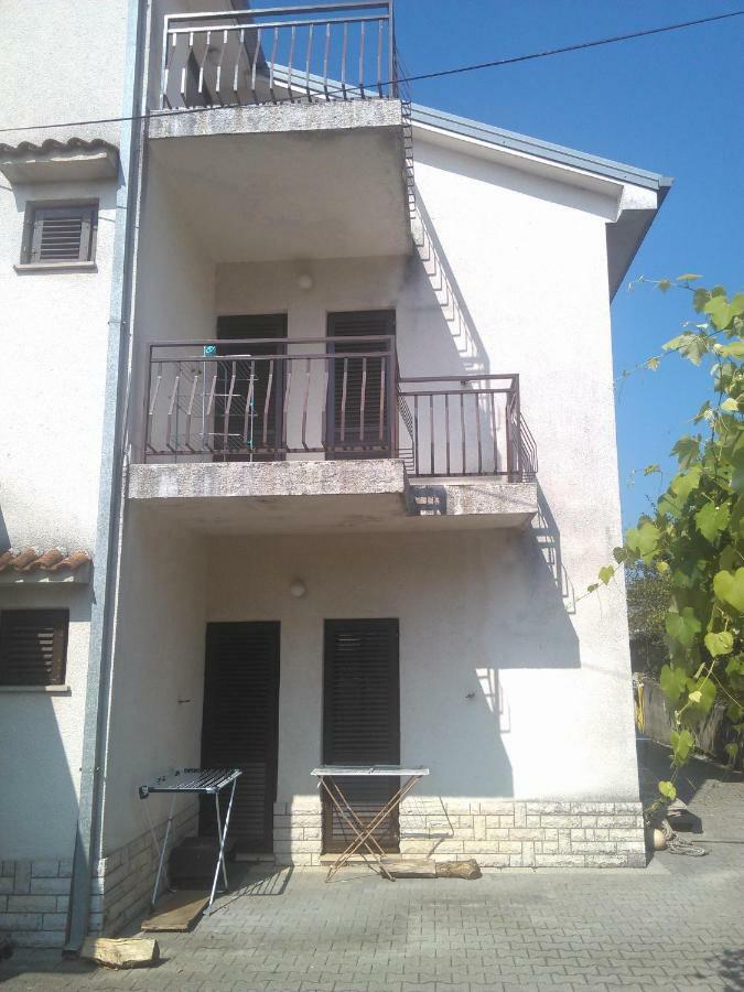 Viki Appartement Kastav Buitenkant foto