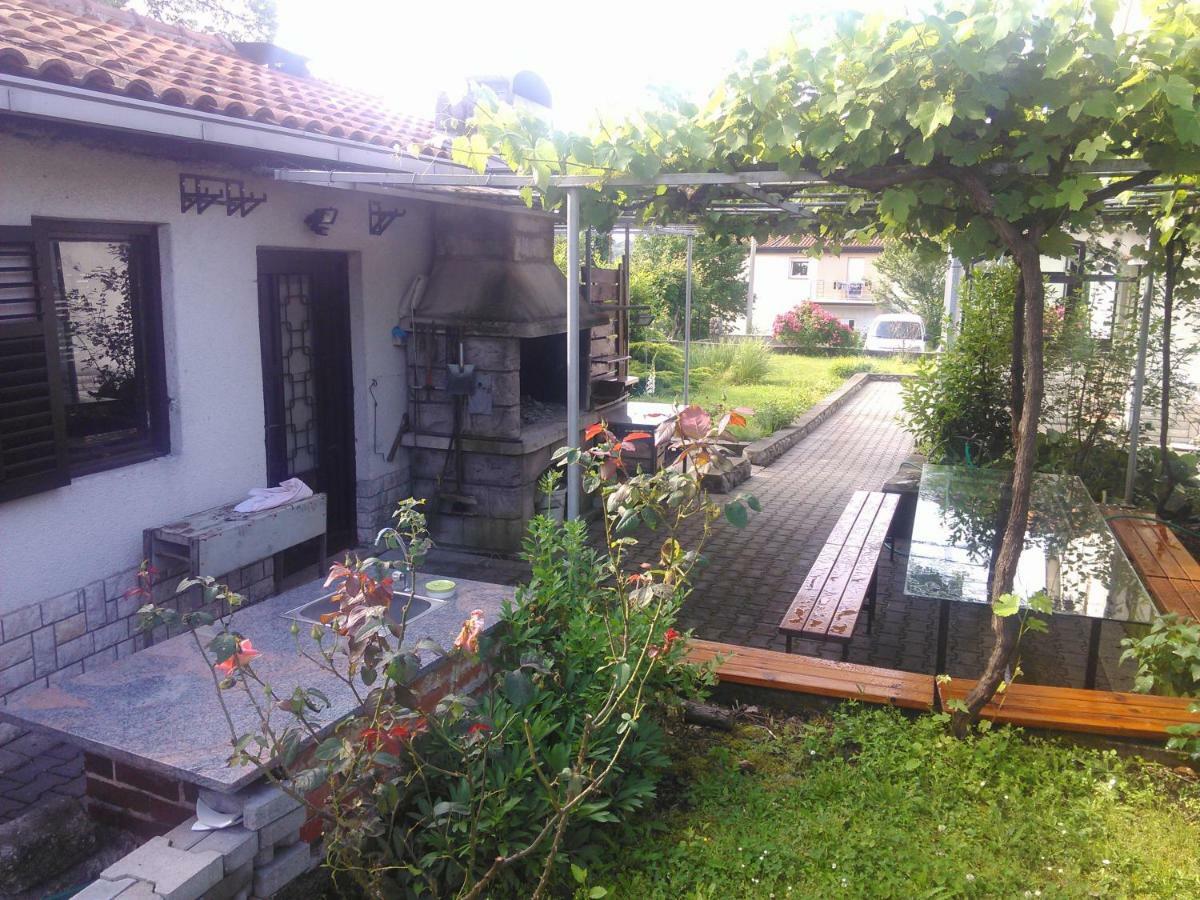 Viki Appartement Kastav Buitenkant foto