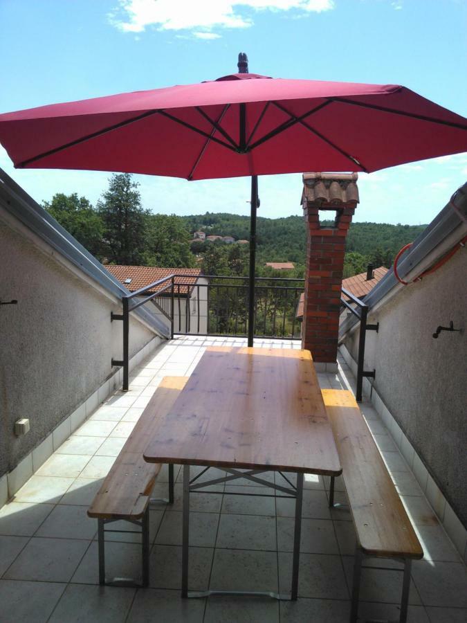 Viki Appartement Kastav Buitenkant foto